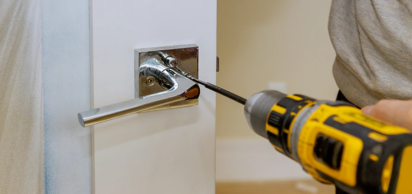 After-hours Locksmith  For Lock Troubleshooting in East La Mirada, California